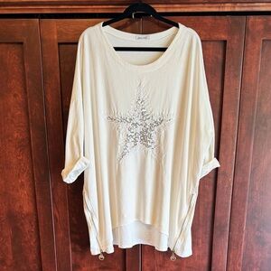 Elegant White Star Embellished Women's Tunic